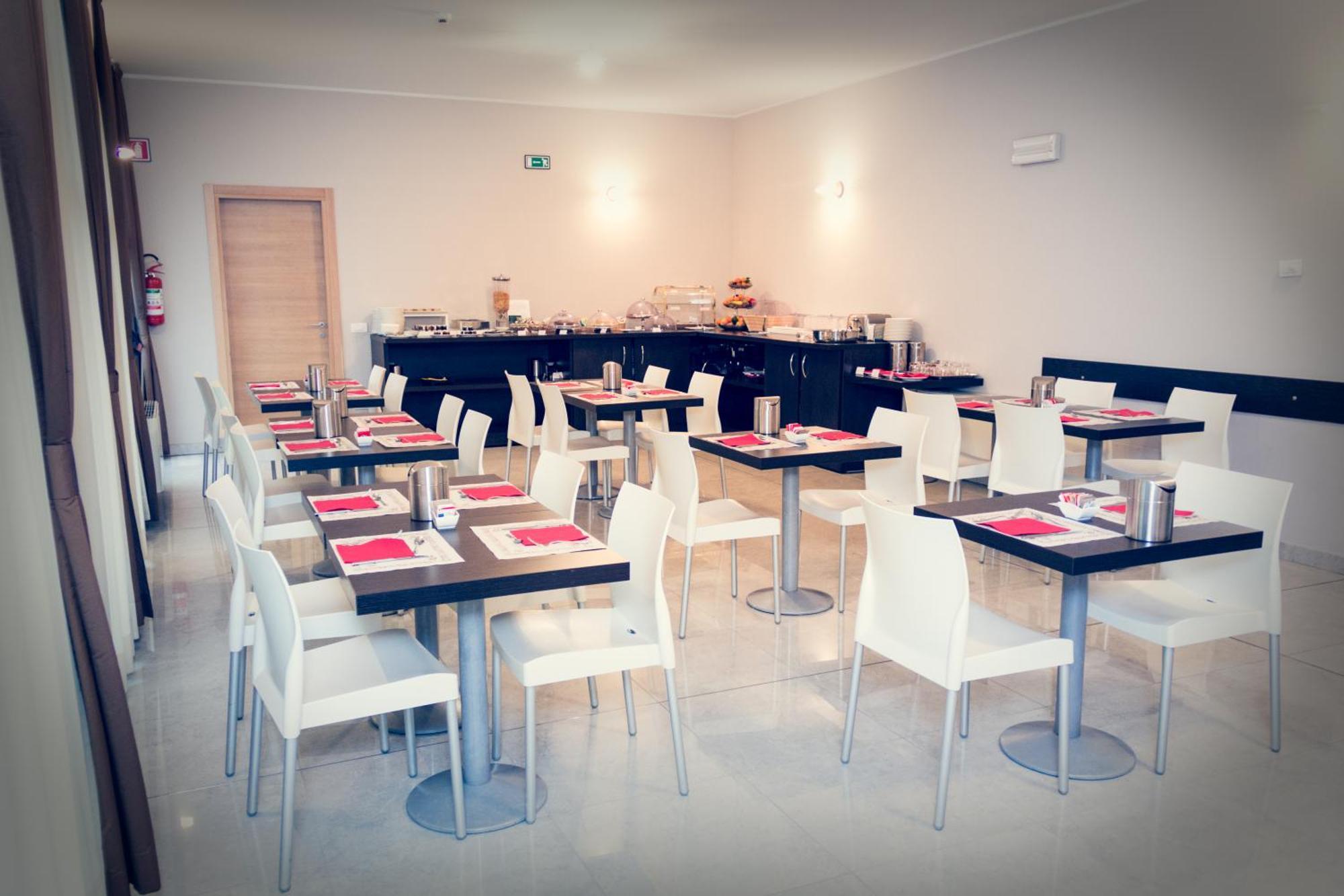 Hotel Don Camillo Brescello Luaran gambar