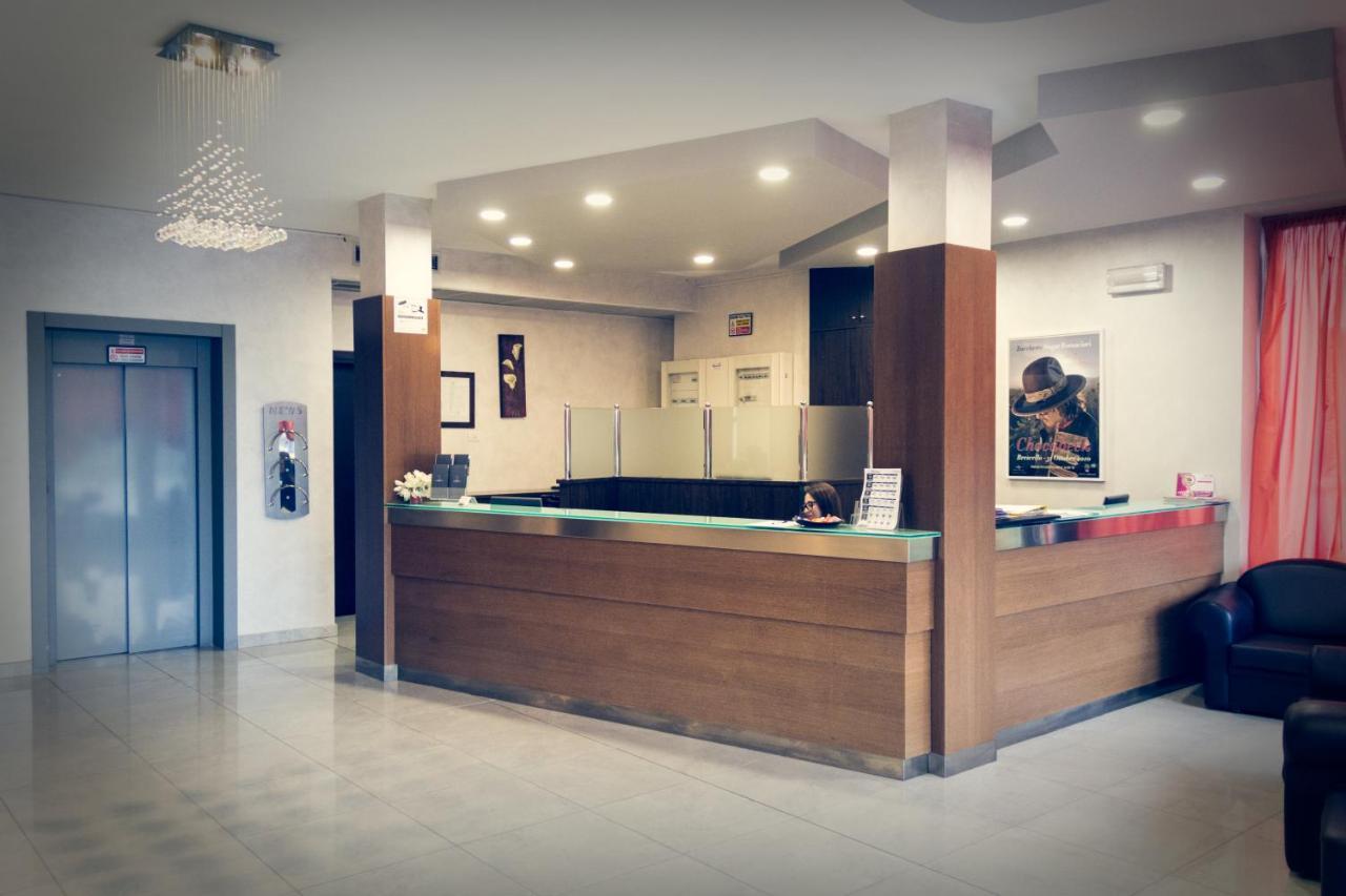 Hotel Don Camillo Brescello Luaran gambar